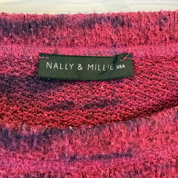 Nally Millie Crewneck Sweater in Fuchsia and purple. Sz S - Picture 2 of 3